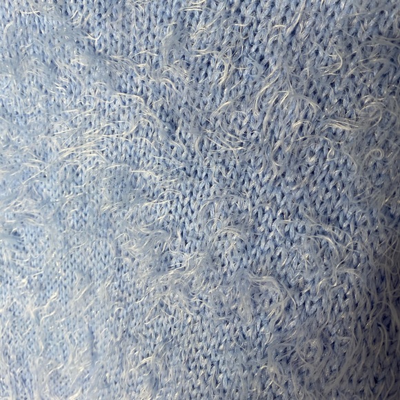 ❄️Baby blue fuzzy sweater❄️ - Picture 6 of 8